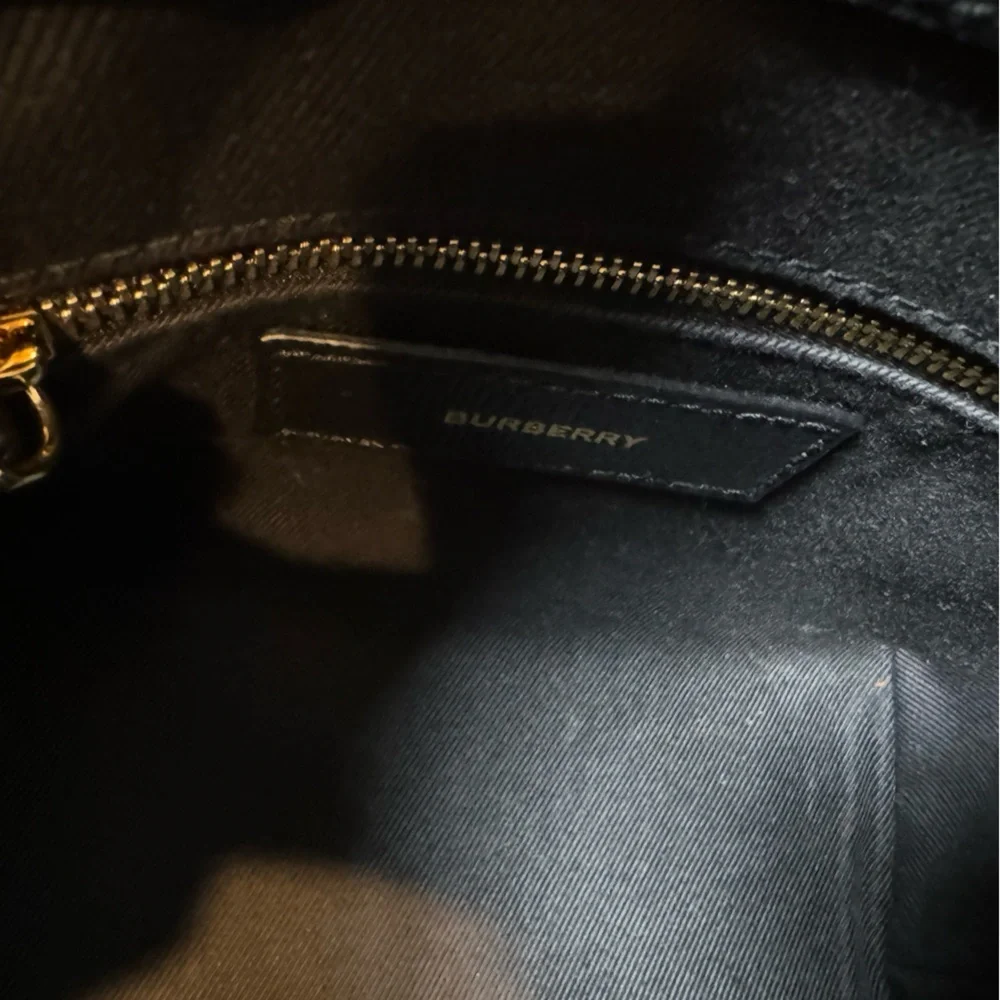 Burberry Banner tote black with nova check - Picture 9 of 10